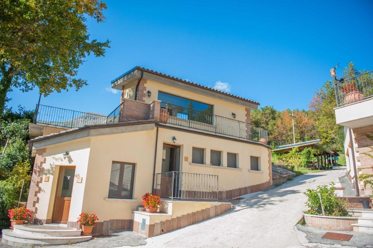 La Baita Di Pilato Montemonaco Kültér fotó