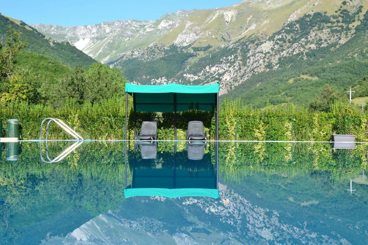 La Baita Di Pilato Montemonaco Kültér fotó