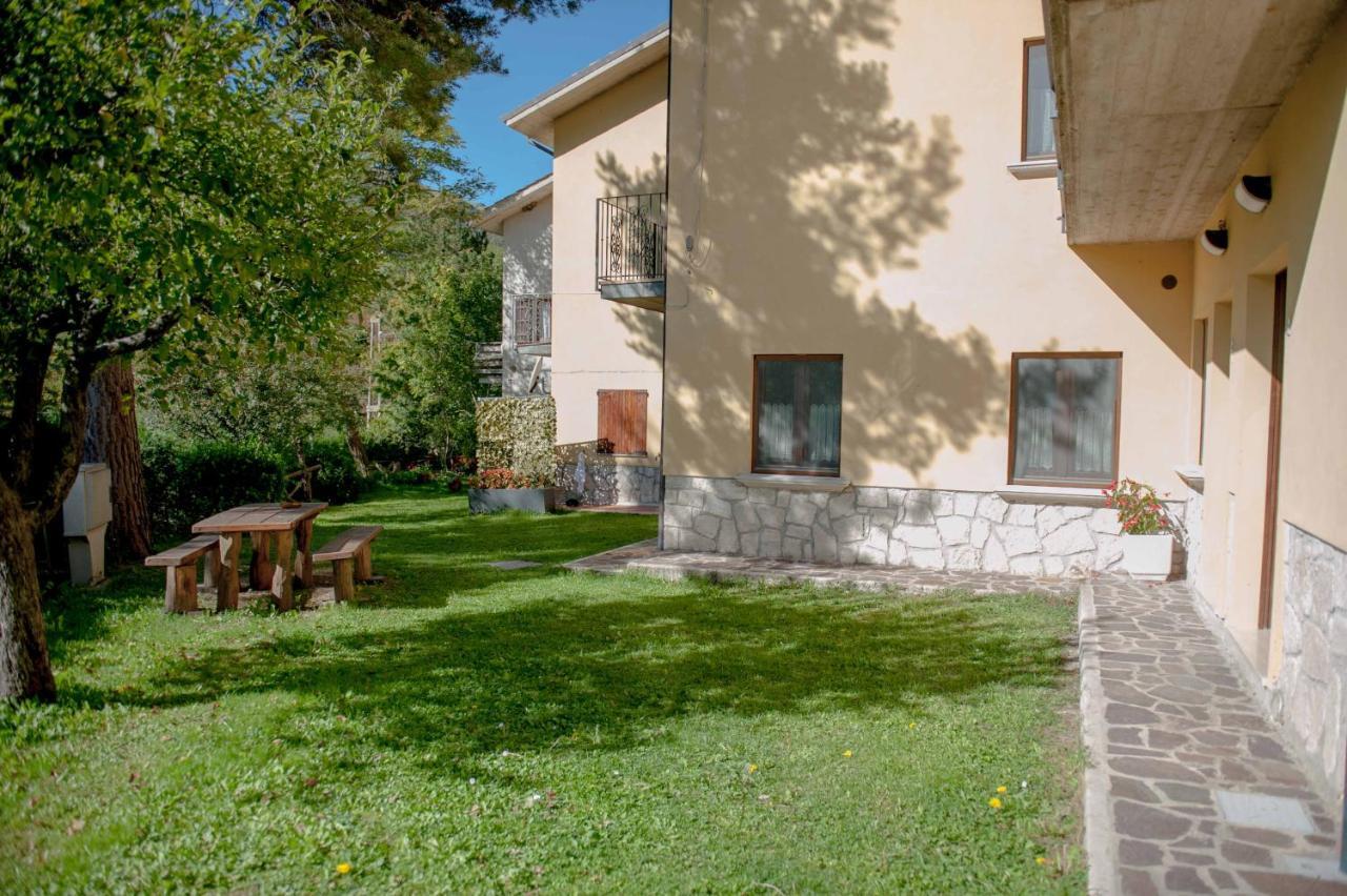 La Baita Di Pilato Montemonaco Kültér fotó